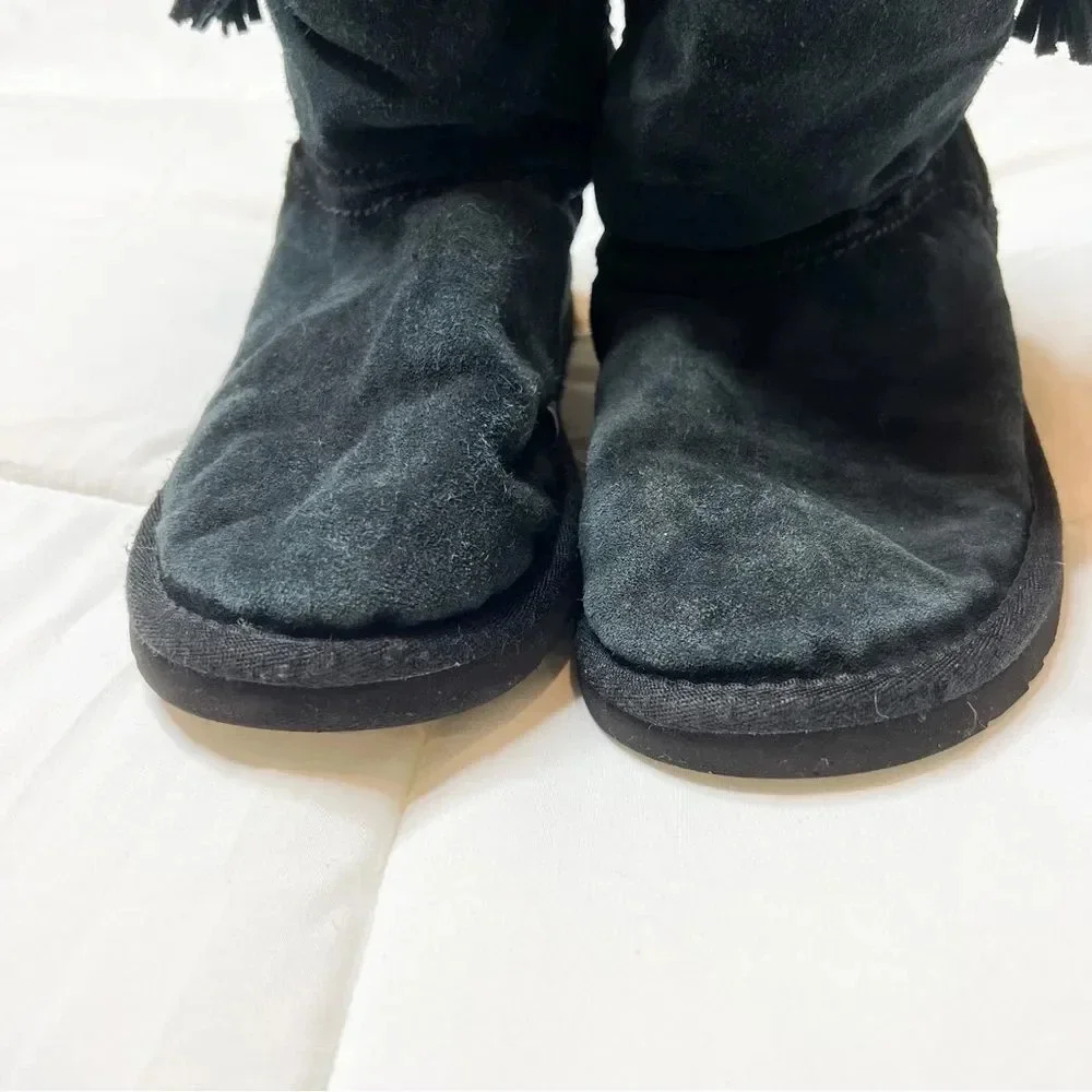 Girl's Ugg Black Suede Tassel Short Boots